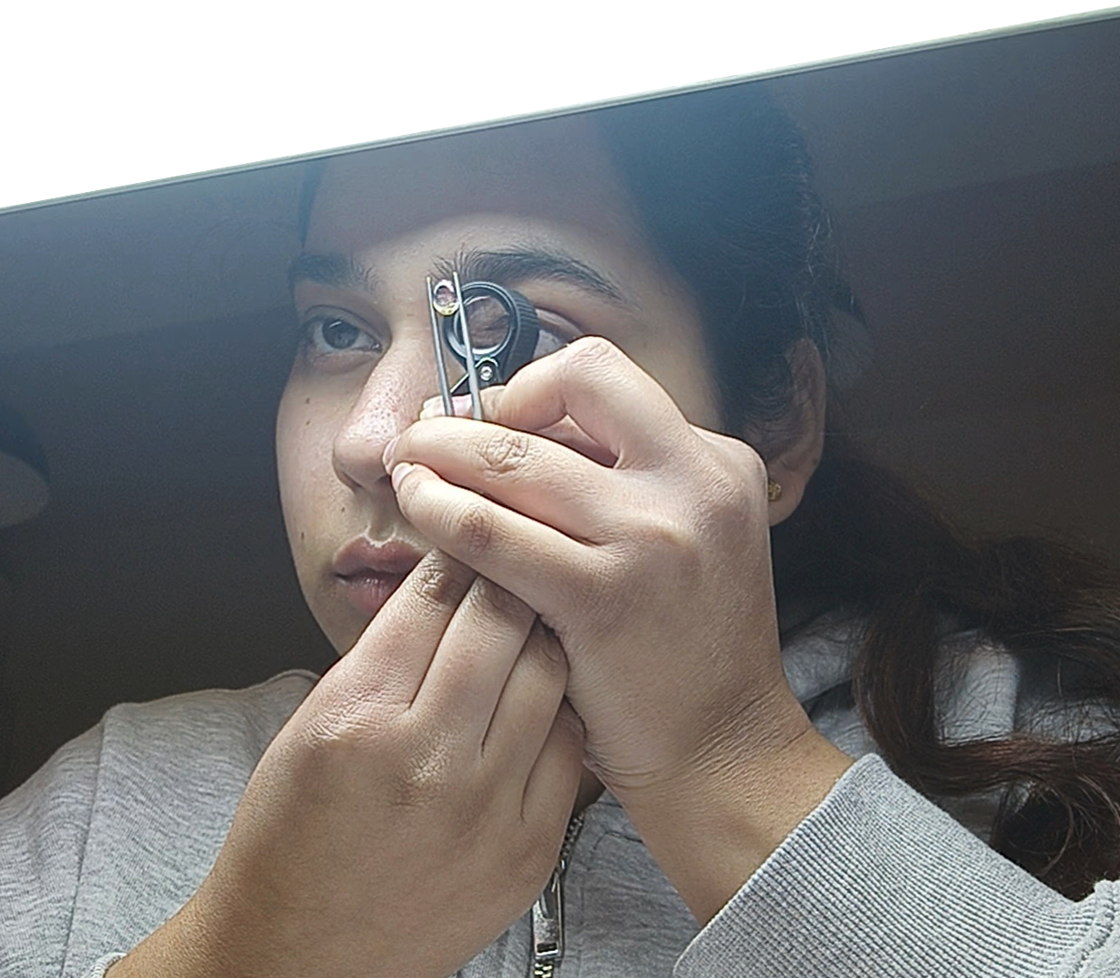 Gemologist-Anushka-Gupta
